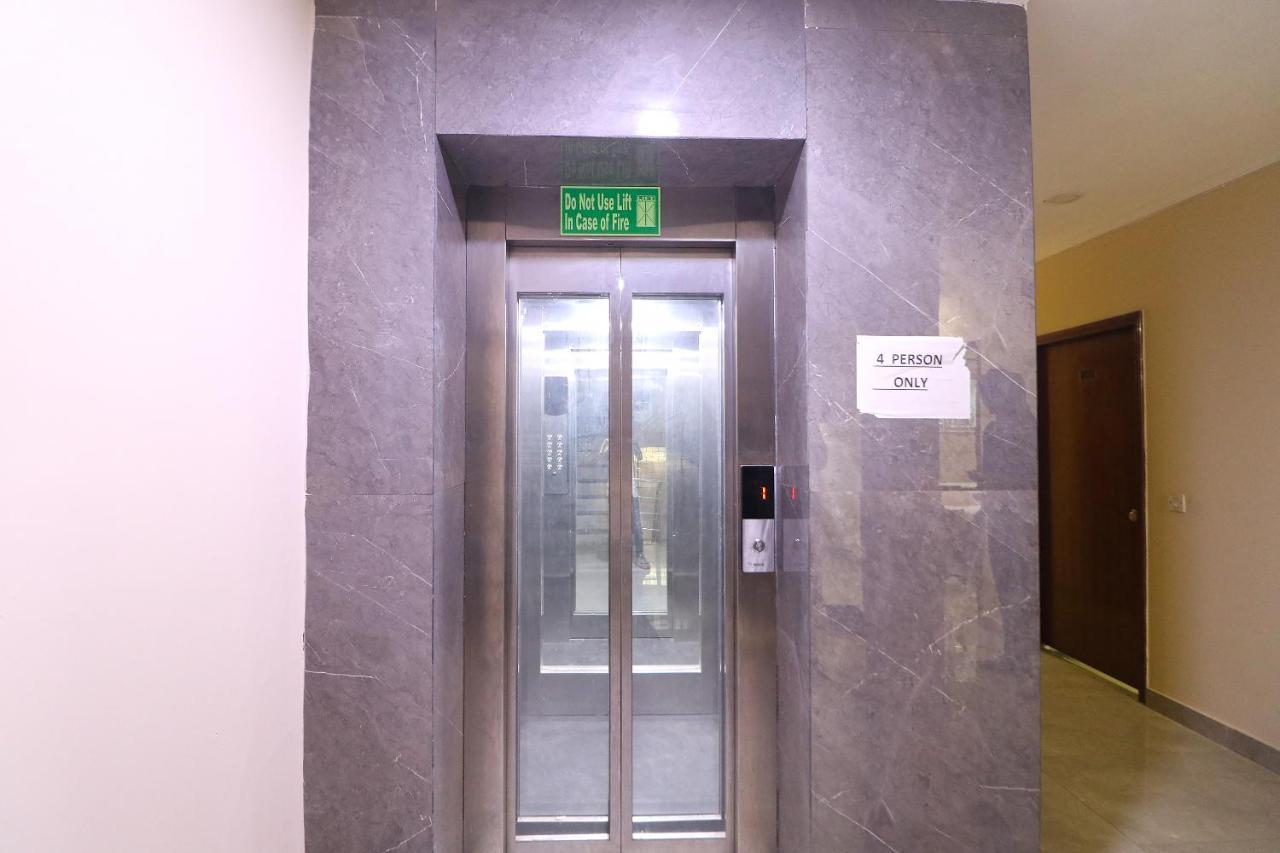 Hotel Westend Holiday Home 5 Mint From Nizamuddin Railway Station New Delhi Exteriör bild