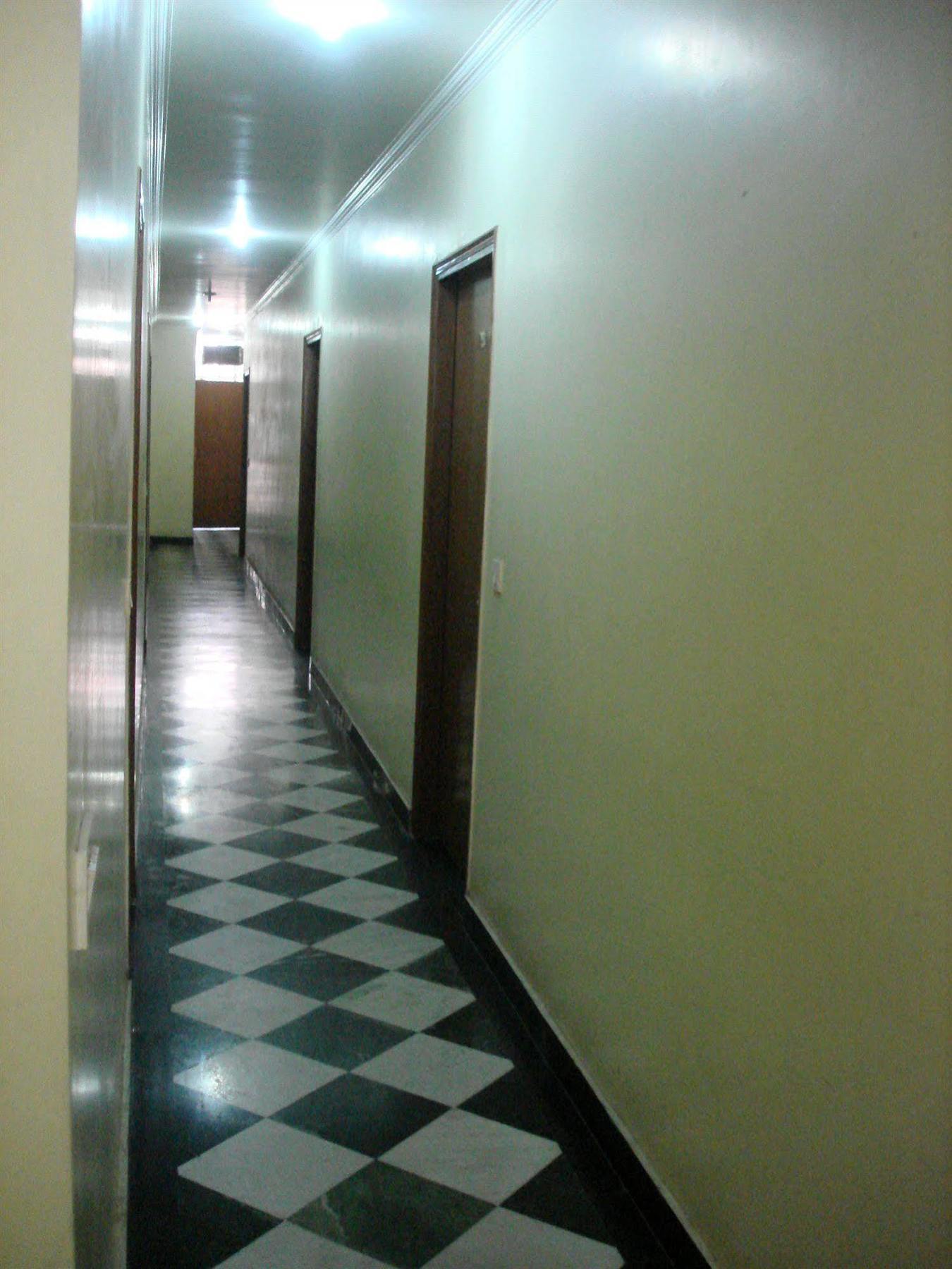 Hotel Westend Holiday Home 5 Mint From Nizamuddin Railway Station New Delhi Exteriör bild